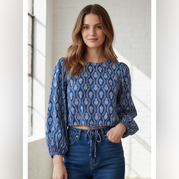 Zara Tops - Zara Blue and Cream Leaf Print Top